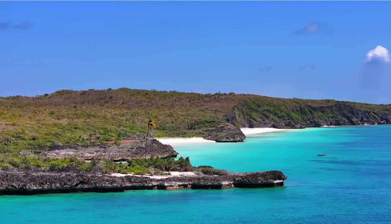 Selayar Island Escape: Pristine Reefs, Hidden Caves & Ocean Cliffs