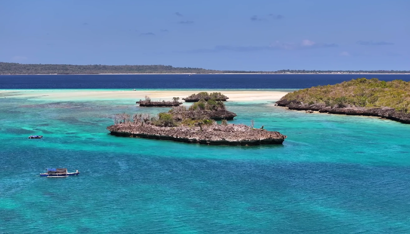 Selayar Island Escape: Pristine Reefs, Hidden Caves & Ocean Cliffs