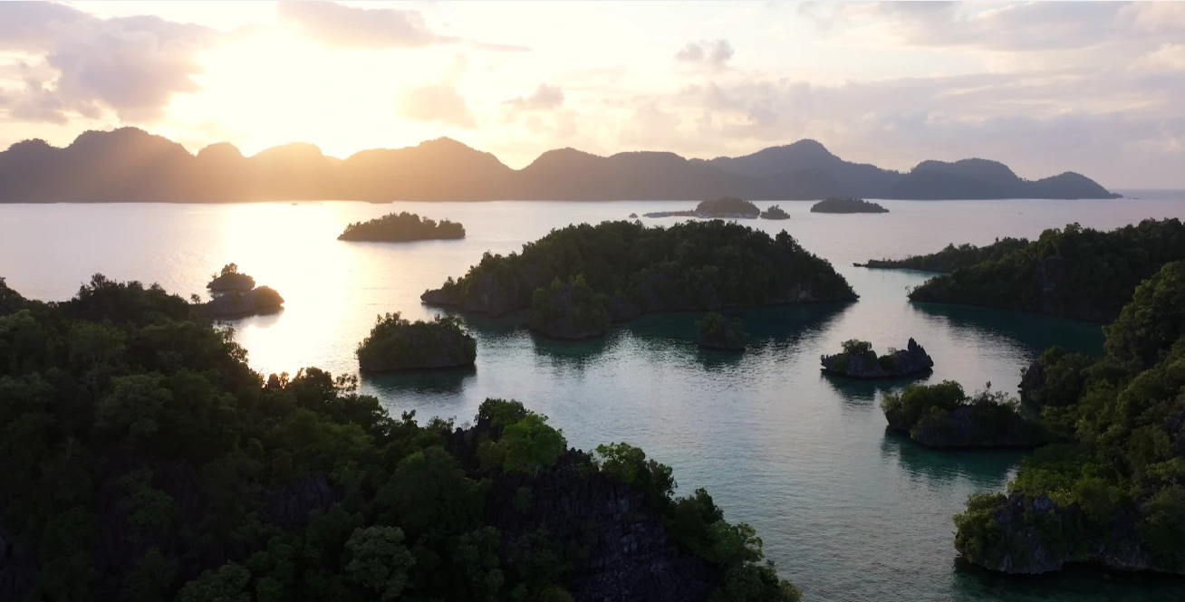 Sombori Island Hopping: Emerald Lagoons & The Raja Ampat of Sulawesi