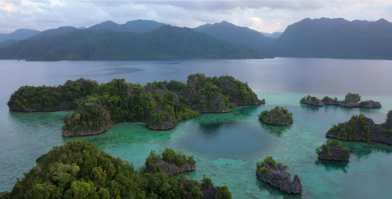 Sombori Island Hopping: Emerald Lagoons & The Raja Ampat of Sulawesi