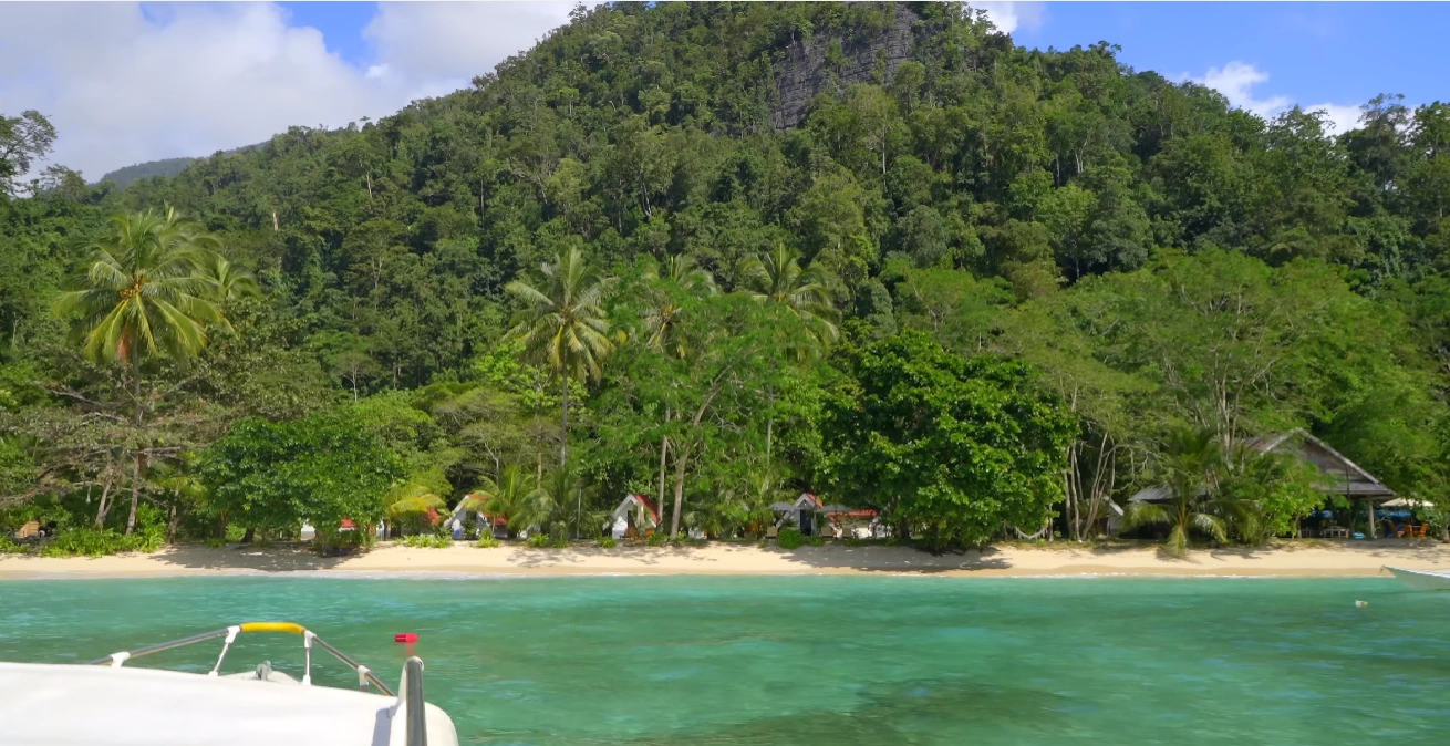 Sombori Island Hopping: Emerald Lagoons & The Raja Ampat of Sulawesi