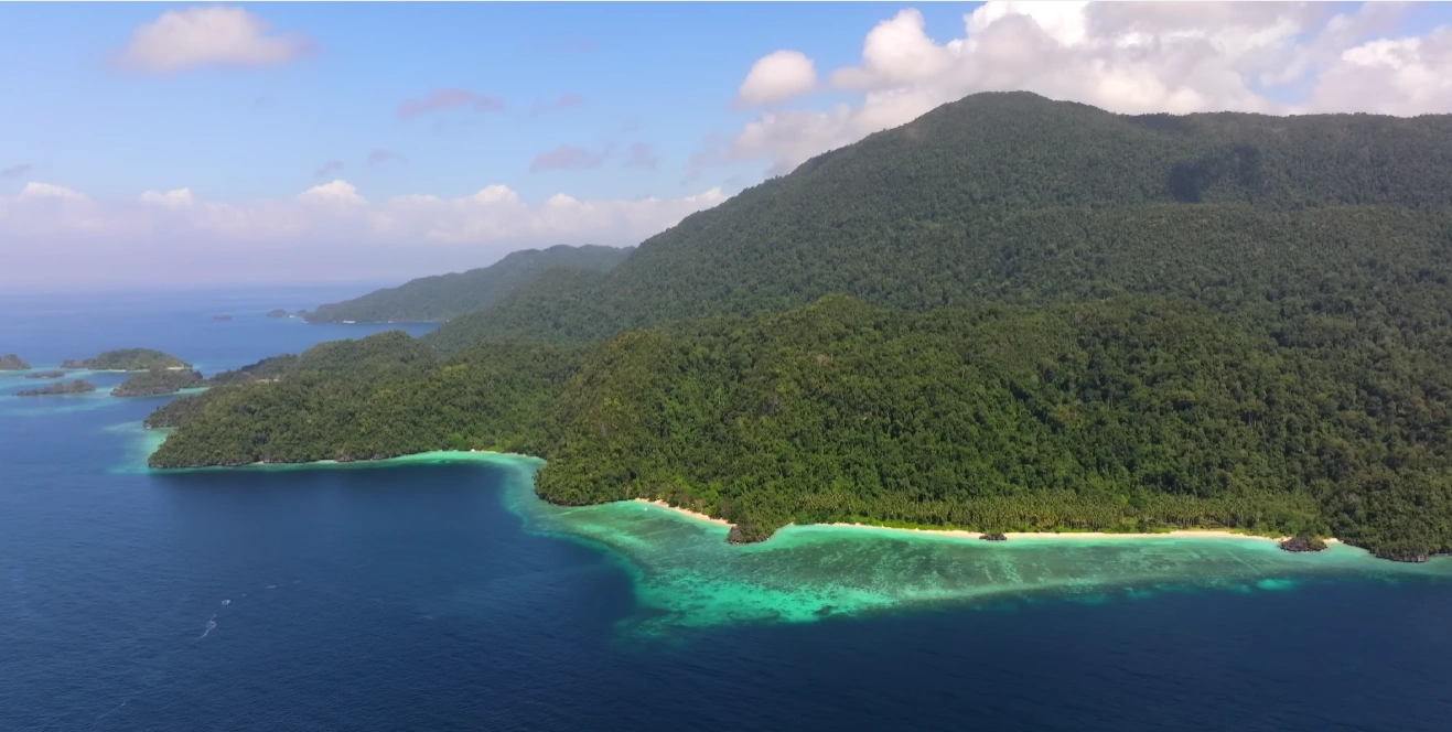 Sombori Island Hopping: Emerald Lagoons & The Raja Ampat of Sulawesi