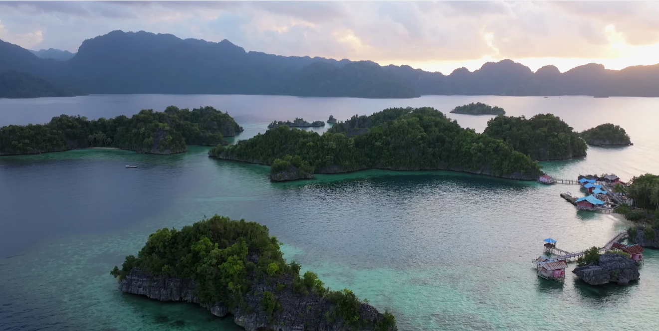 Sombori Island Hopping: Emerald Lagoons & The Raja Ampat of Sulawesi